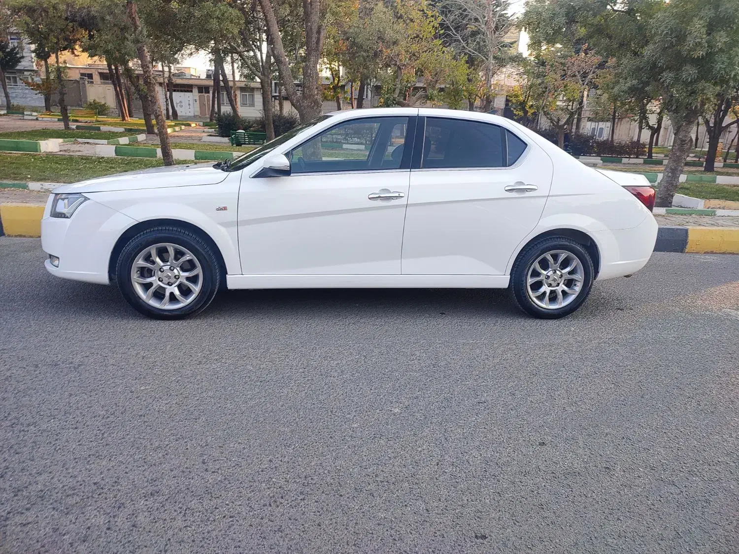 دناپلاس اتومات مدل 1401بی رنگ بی ضربه تک برگ سند|خودرو سواری و وانت|صحنه, |دیوار