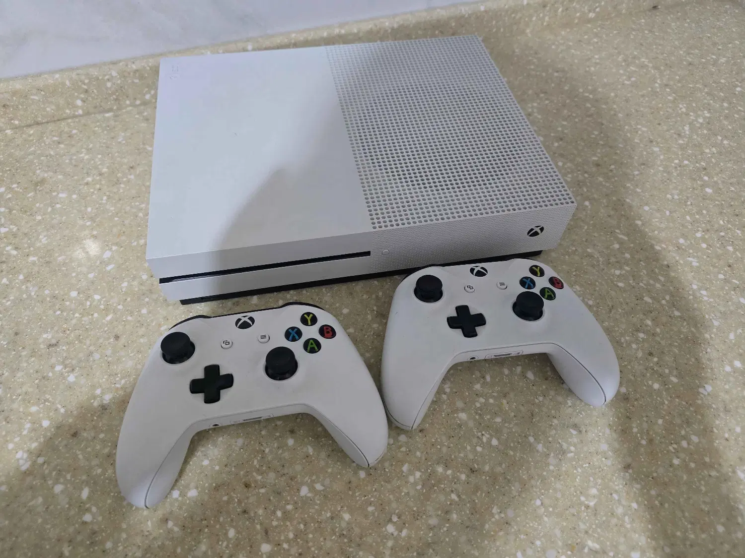 Xbox one s|کنسول، بازی ویدئویی و آنلاین|تهران, پونک|دیوار