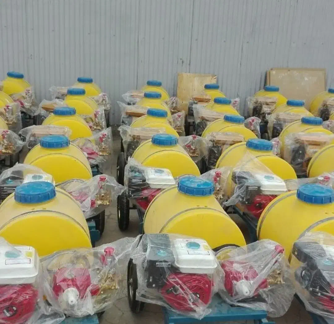 سمپاش فرغونی زنبه ای موتور لیفان قرمز 7.5 اسب بخار|ماشین‌آلات صنعتی|تهران, یافت‌آباد|دیوار