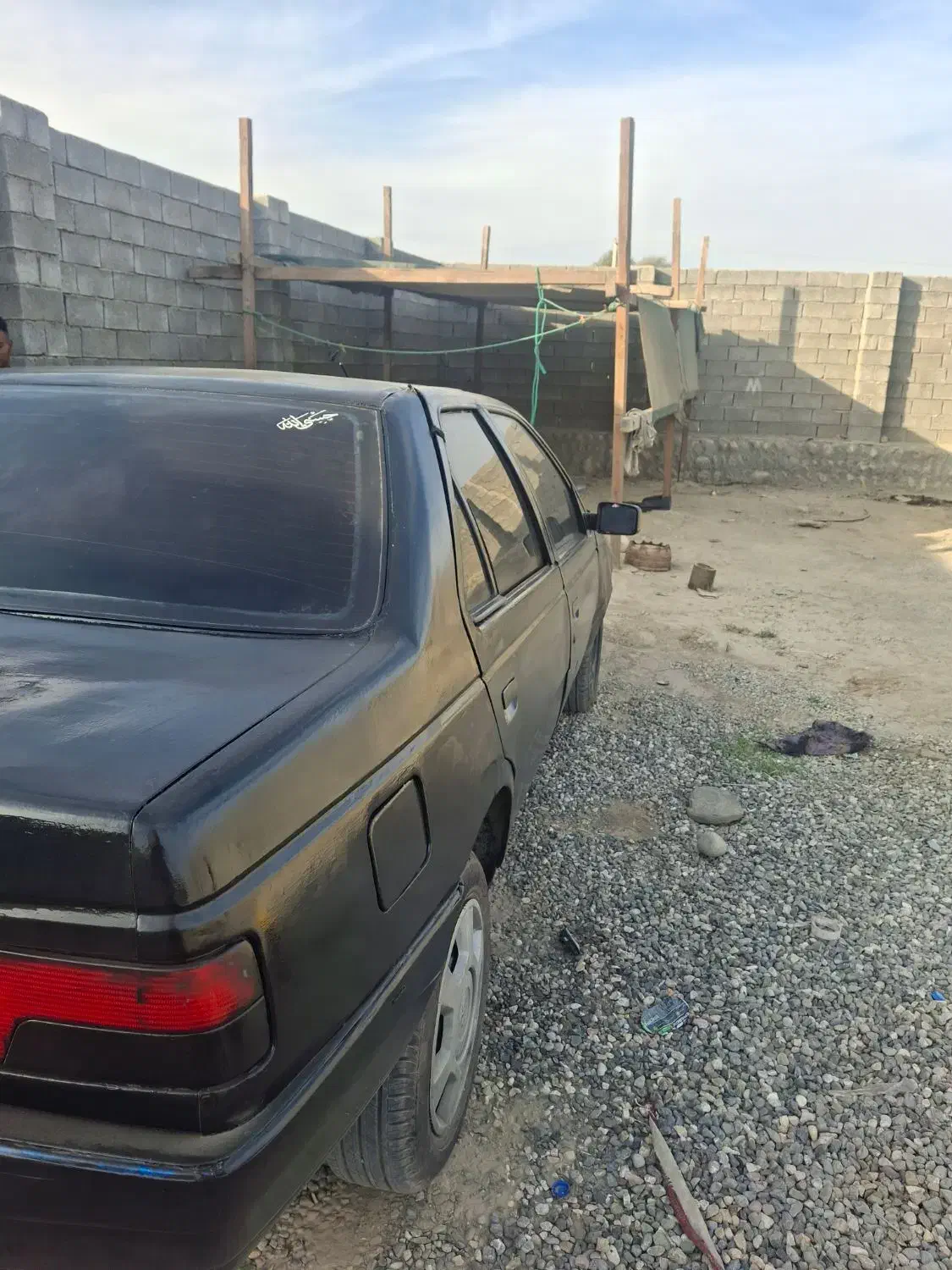 ۴۰۵ مدل ۸۳ انژکتور|خودرو سواری و وانت|بندرعباس, |دیوار