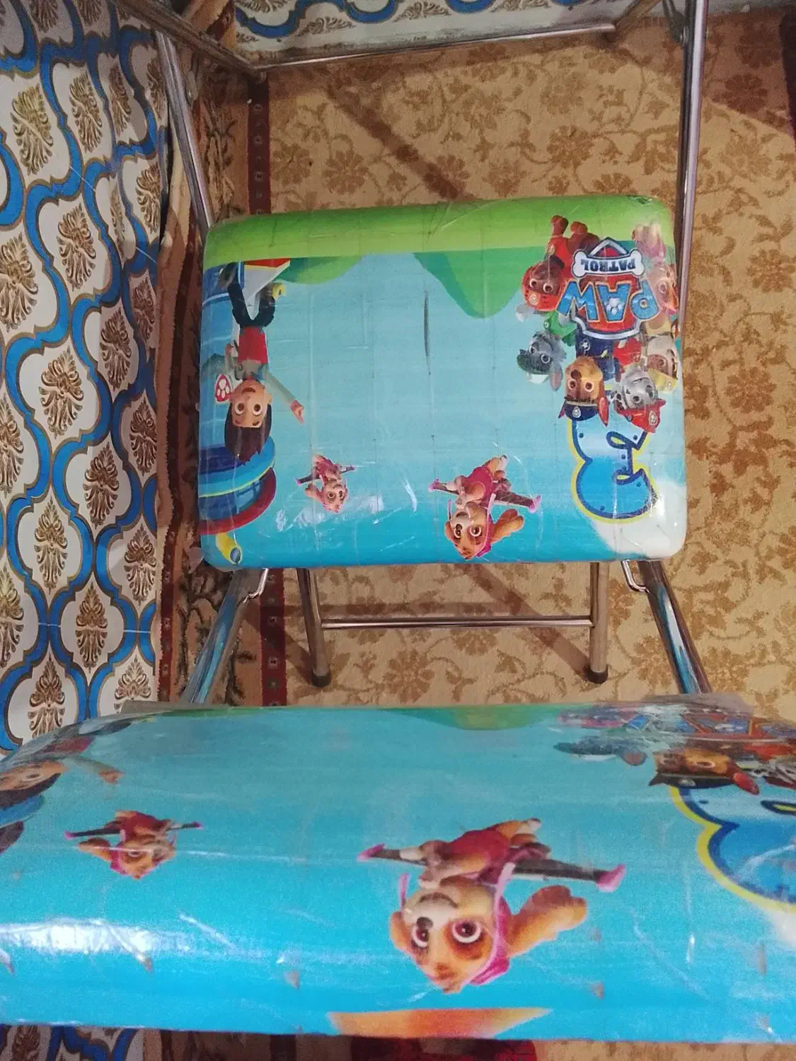 میزوصندلی|صندلی و نیمکت|زاهدان, |دیوار