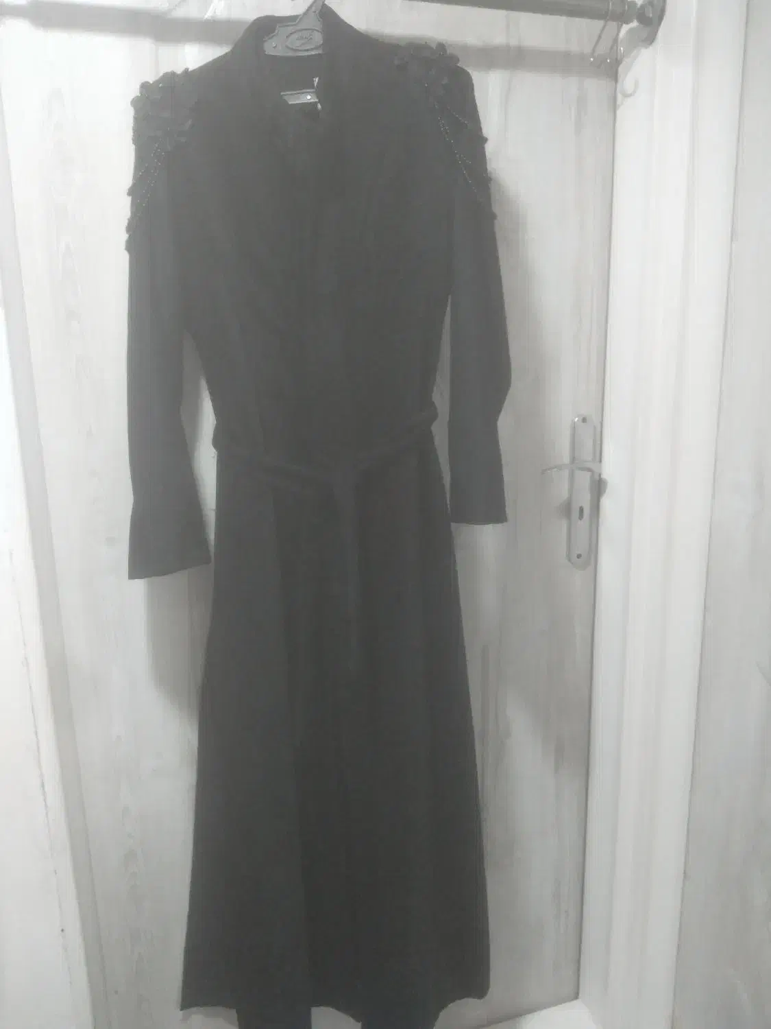 مانتو مخمل سر دوشی  بلند|لباس|تربت‌حیدریه, ده پائین|دیوار