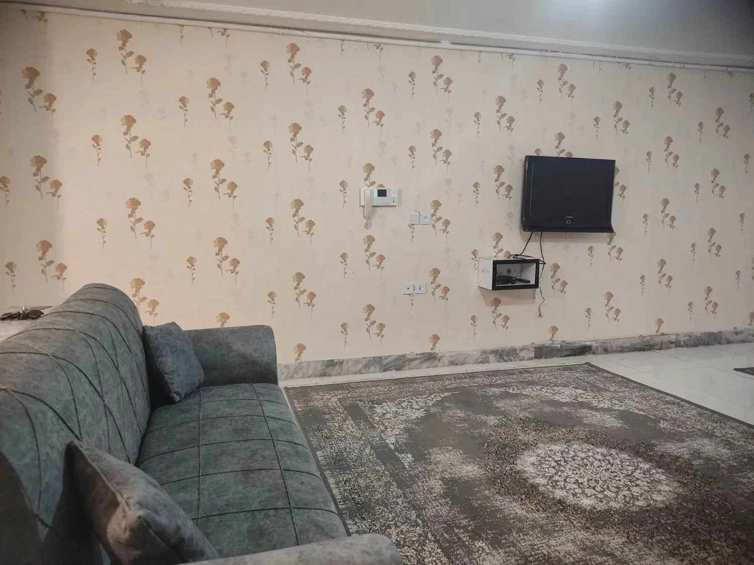 اجاره روزانه/ در محدوده بلوار معلم سیدرضی/|اجارهٔ کوتاهمدت آپارتمان و سوئیت|مشهد, سید رضی|دیوار