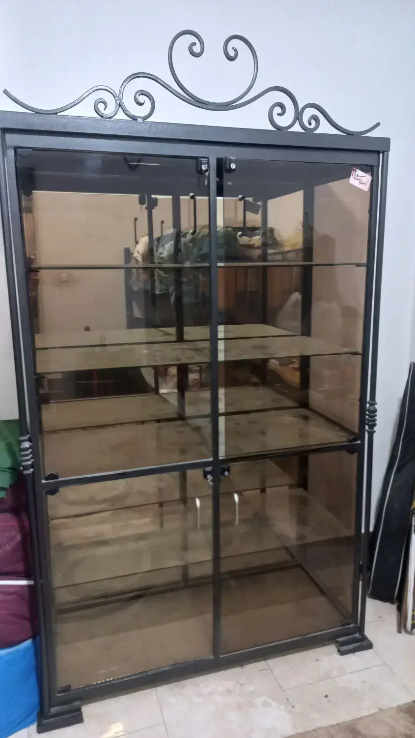 ویترین فرفوژه|بوفه، ویترین، کنسول|قم, سراجه (۱۵ خرداد)|دیوار