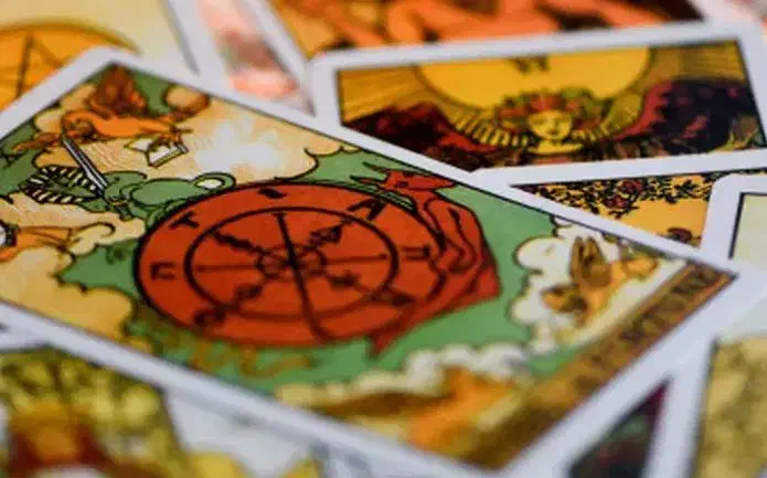 فال تاروت|خدمات پذیرایی، مراسم|خوی, |دیوار