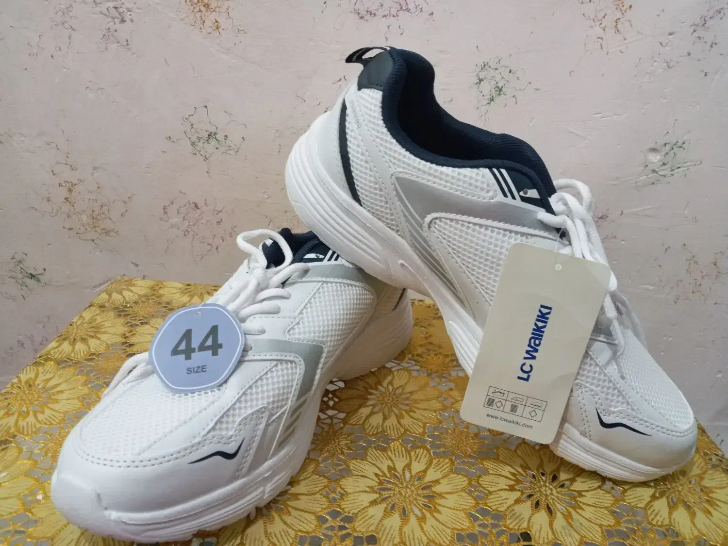 کفش lc walkiki|کیف، کفش، کمربند|اردبیل, |دیوار