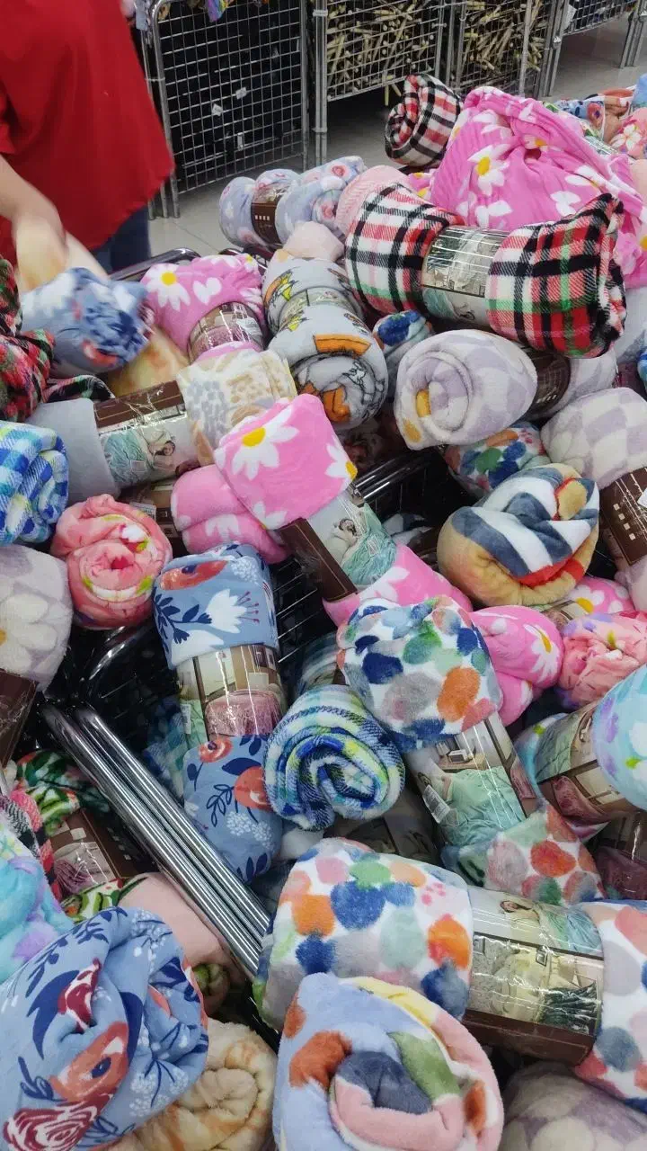 پتو مسافرتی یک نفر و دو نفره با طرح های جدید|رختخواب، بالش، پتو|باغستان, |دیوار