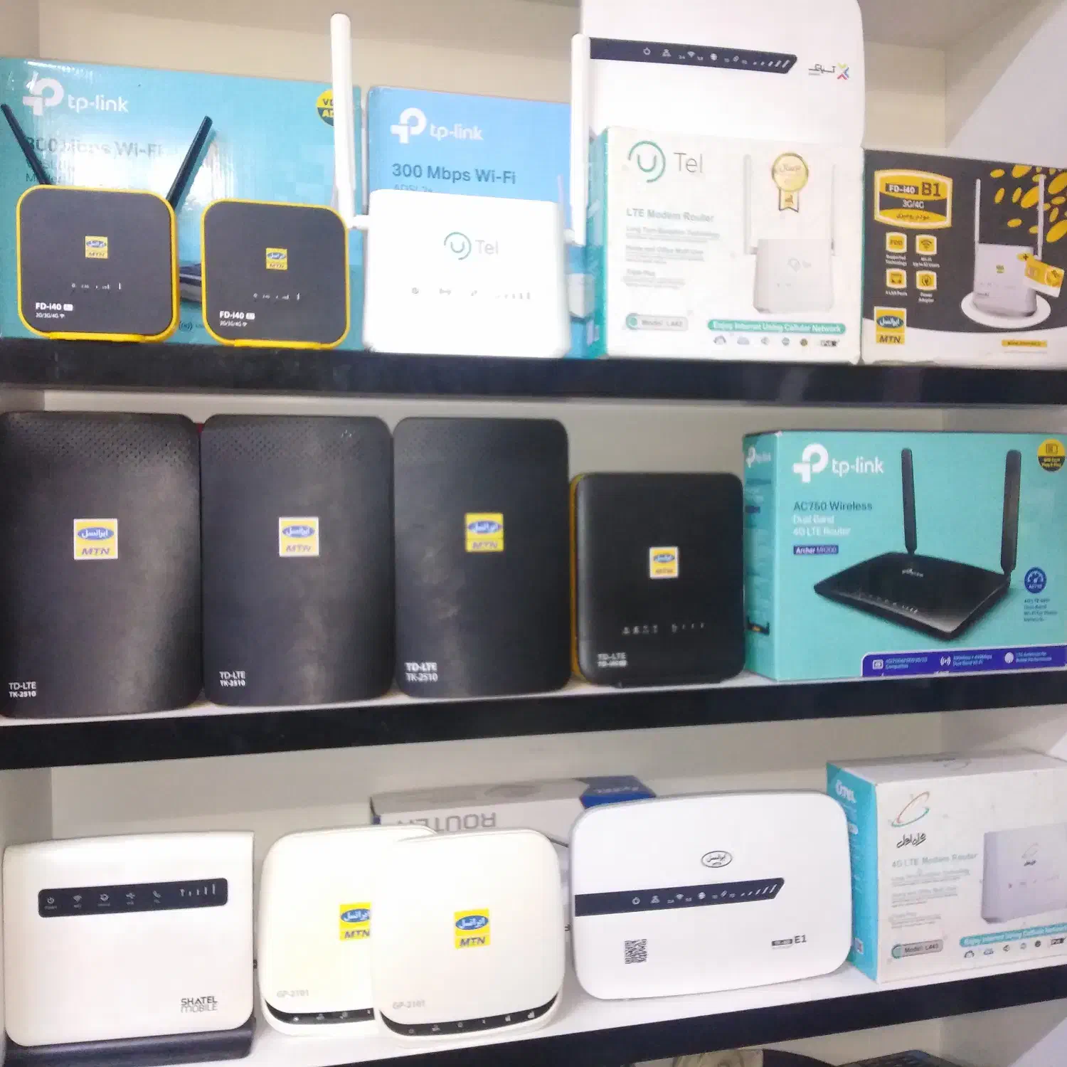 انواع مودم سیم کارتی کارکرده استوک|مودم و تجهیزات شبکه|قم, عمار یاسر|دیوار