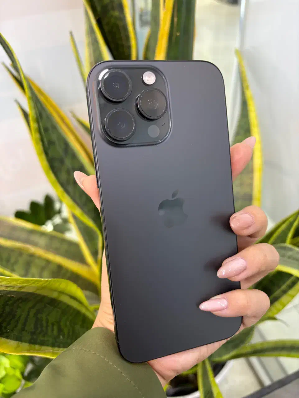 iPhone16mx 256g ریجسترشده در حدنو|موبایل|اصفهان, مفتح|دیوار