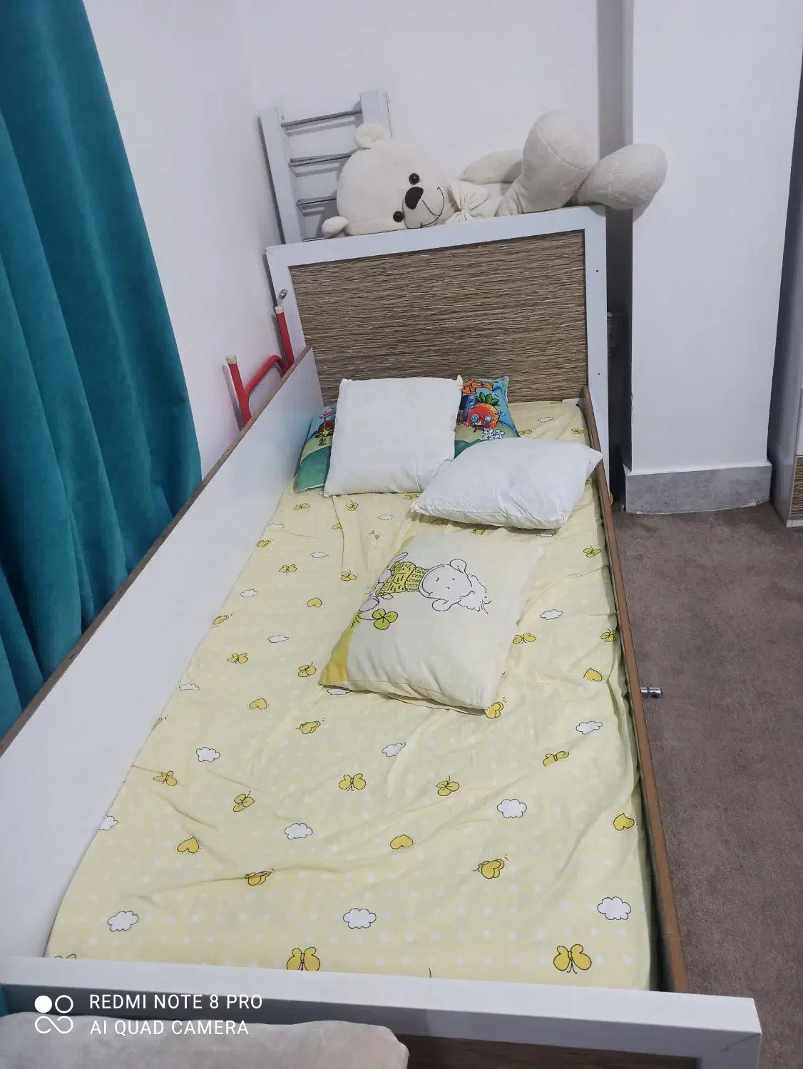 تخت نوجوانی به همراه کمد کاملا تمیز|تخت و صندلی بچه|گنبد کاووس, |دیوار