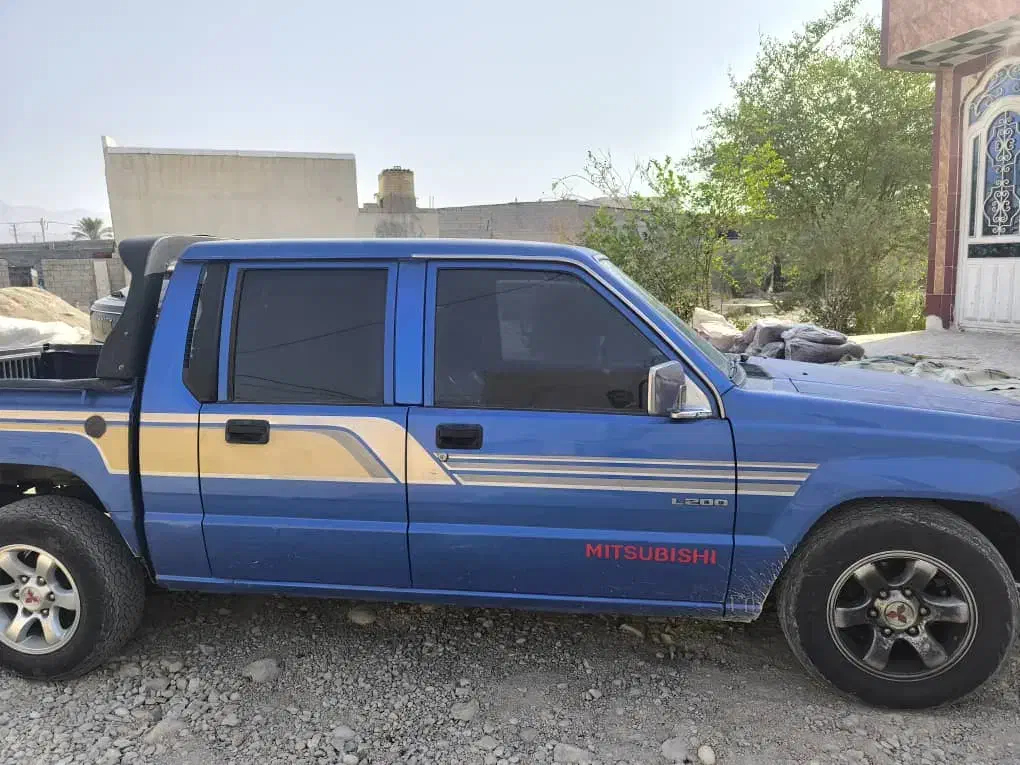 میتسیوبیوشی ال ۲۰۰|خودرو سواری و وانت|برازجان, |دیوار