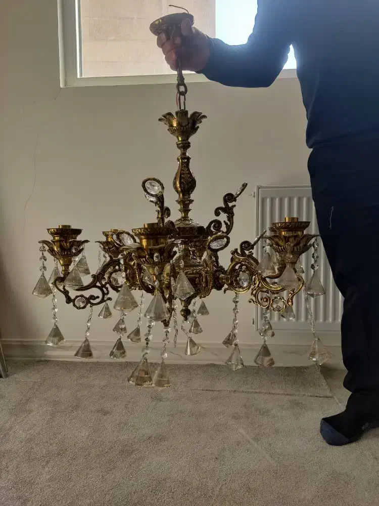 دو عدد لوستر یک میز تلفن یک دست آیینه و شمعدان|لوستر و چراغ آویز|زنجان, |دیوار