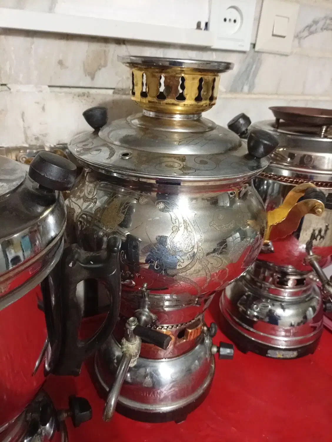 سماور به فروش میرسد|سماور، چایساز، قهوهساز|خمینیشهر, |دیوار