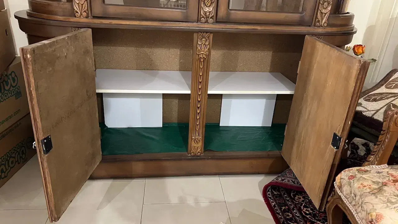 بوفه ویترین چوب گردو کار دست و سفارشی|بوفه، ویترین، کنسول|تهران, فردوس|دیوار