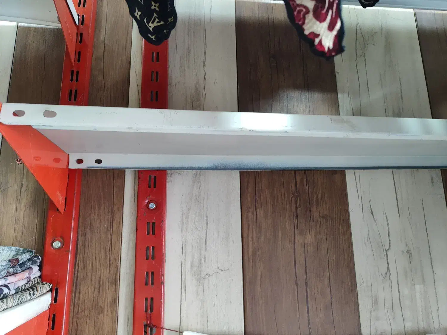 فروش ویترین و تعدادی قفسه|بوفه، ویترین، کنسول|فسا, |دیوار