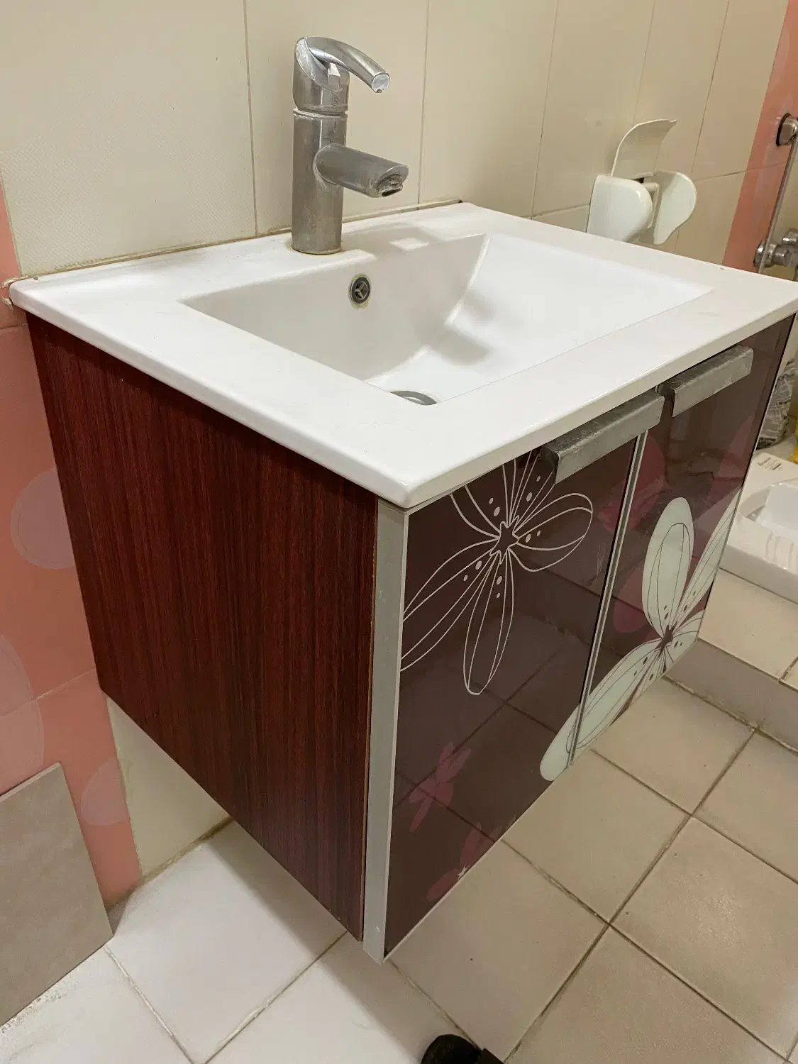 روشویی بدون شیر|لوازم سرویس بهداشتی|تبریز, |دیوار