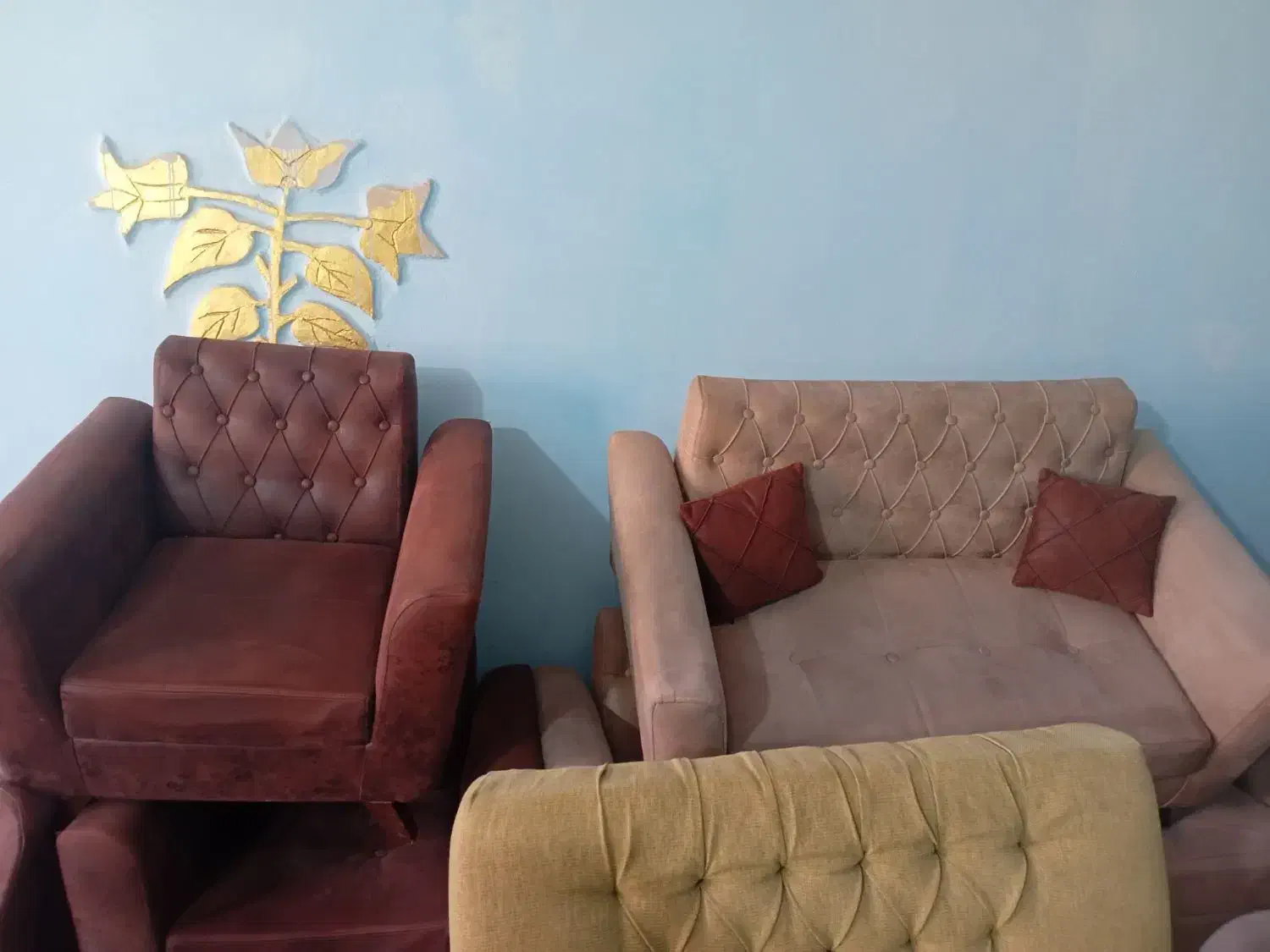 چنددست مبل۷نفره راحتی درحدنو|مبلمان خانگی و میز عسلی|چابهار, |دیوار