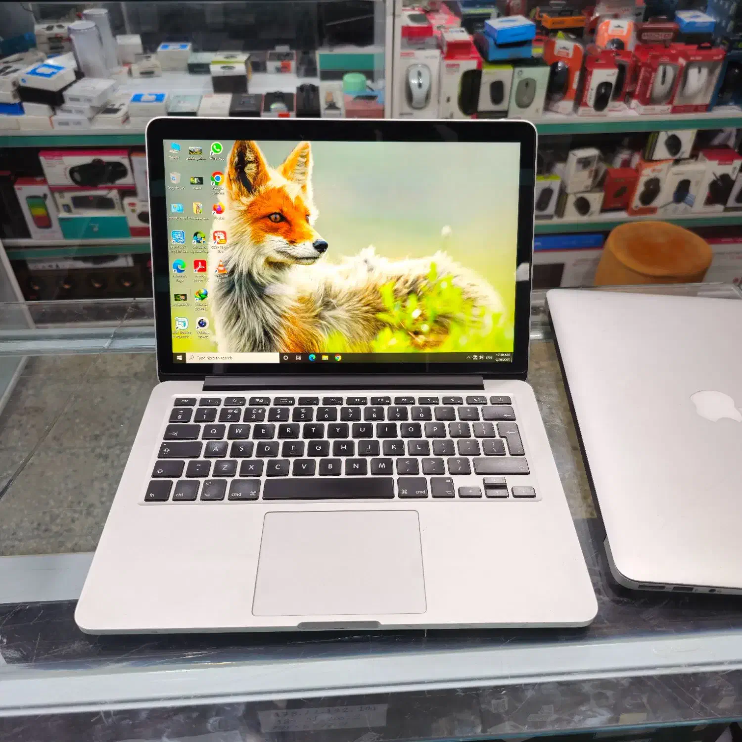 لپتاپ بسیار با کیفیت اپل صفحه 2k  و i5 ssd512|رایانه همراه|یاسوج, |دیوار