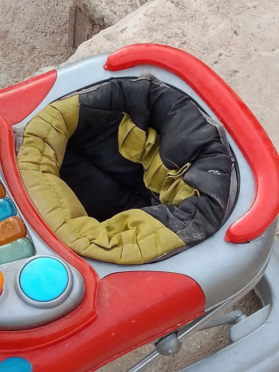 سرویس نوزاد کامل فروشی|کالسکه و لوازم جانبی|زاوه, |دیوار