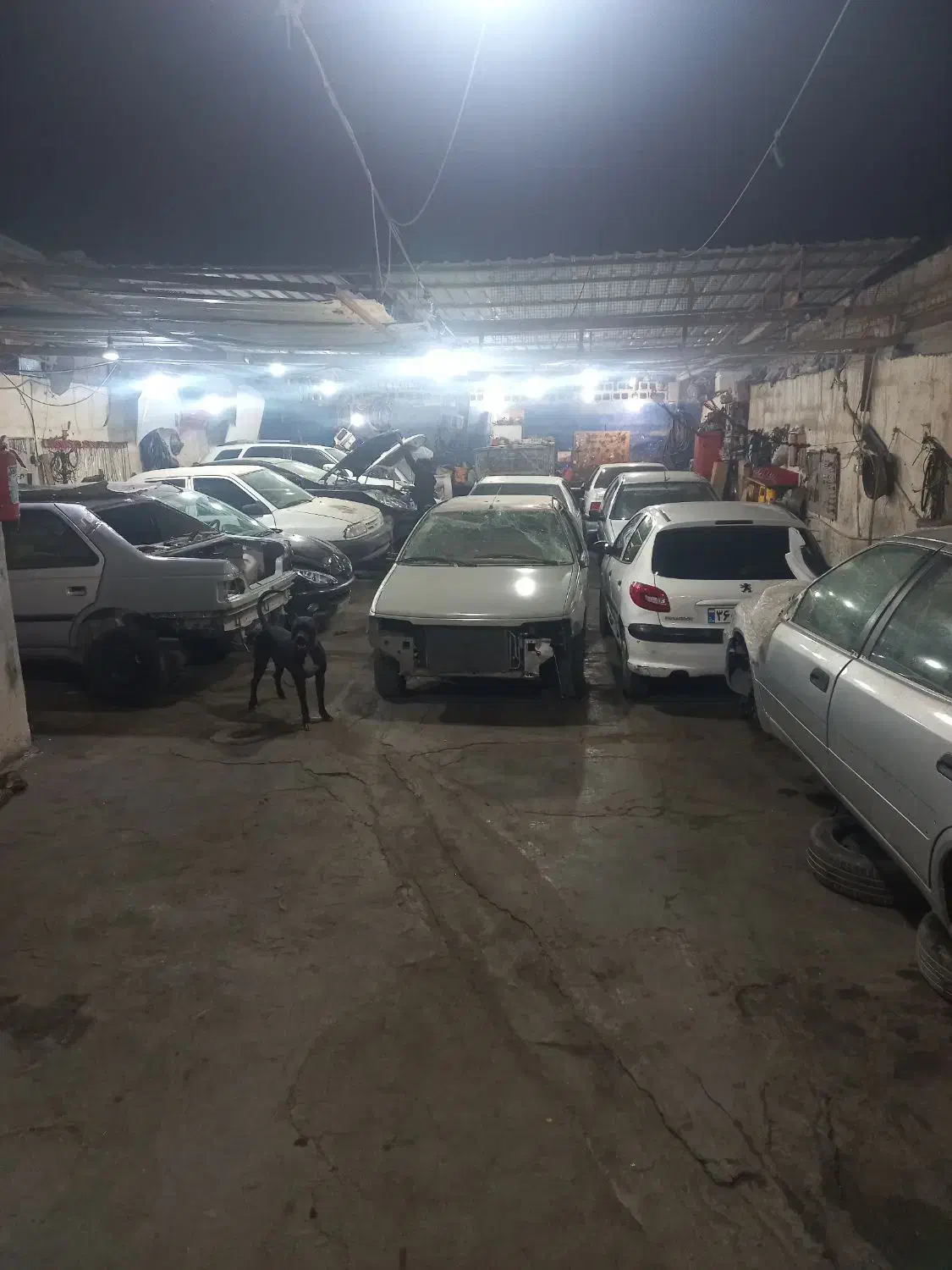 نیازمنده به استادکار  صافکار  و نقاش و جلوبندی|استخدام صنعتی، فنی، مهندسی|بندرعباس, |دیوار