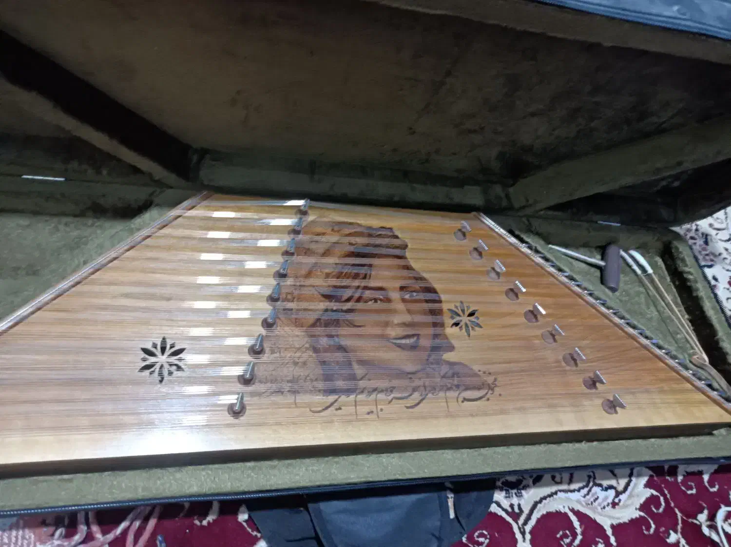 سنتور|سازهای سنتی|بیرجند, |دیوار