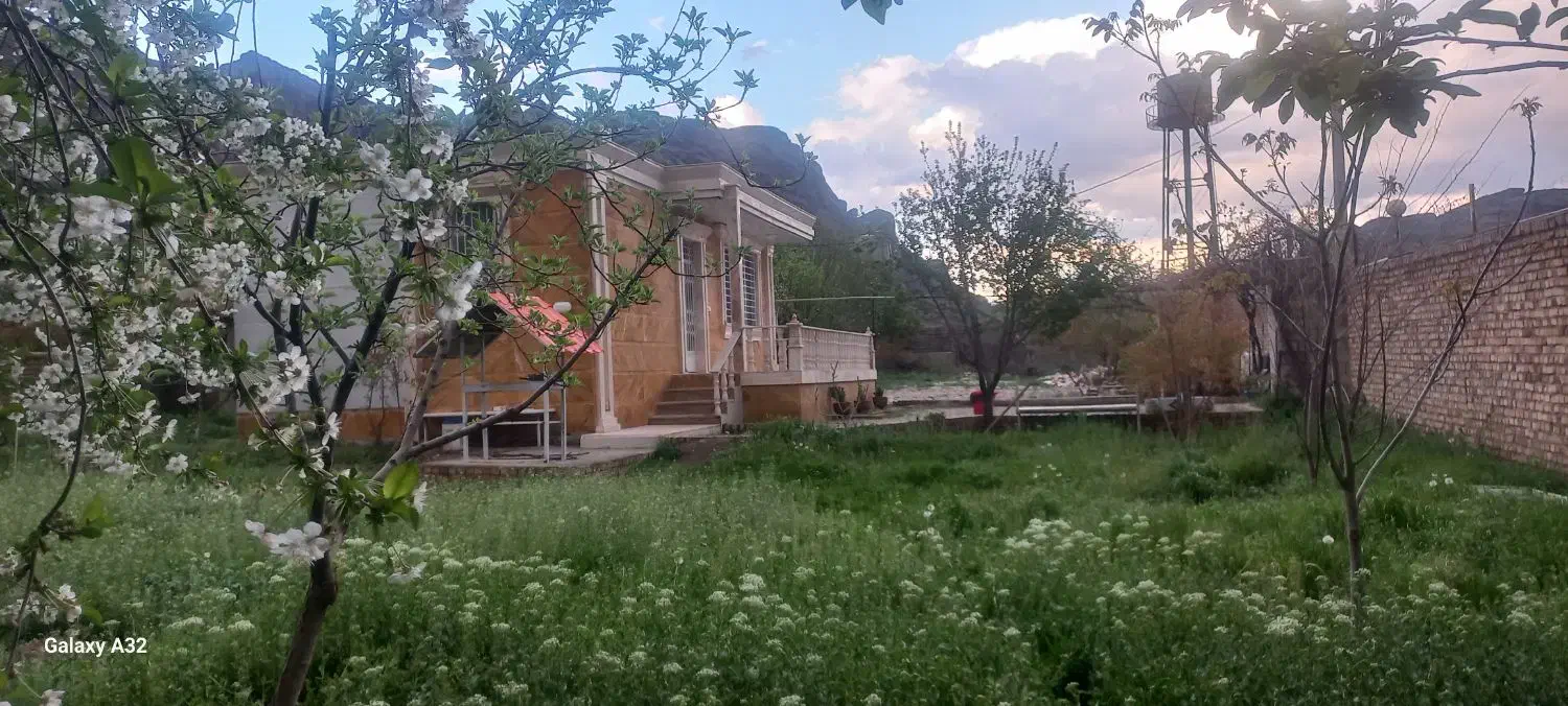 باغ ویلا|اجارهٔ کوتاهمدت ویلا و باغ|خرمآباد, |دیوار