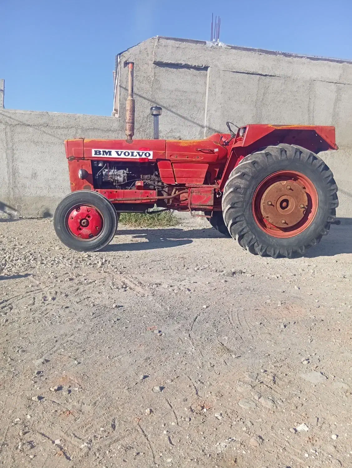 فروش تراکتور بی ام ولوو شیش سیلندر 800خشک|خودرو سنگین|اردبیل, |دیوار