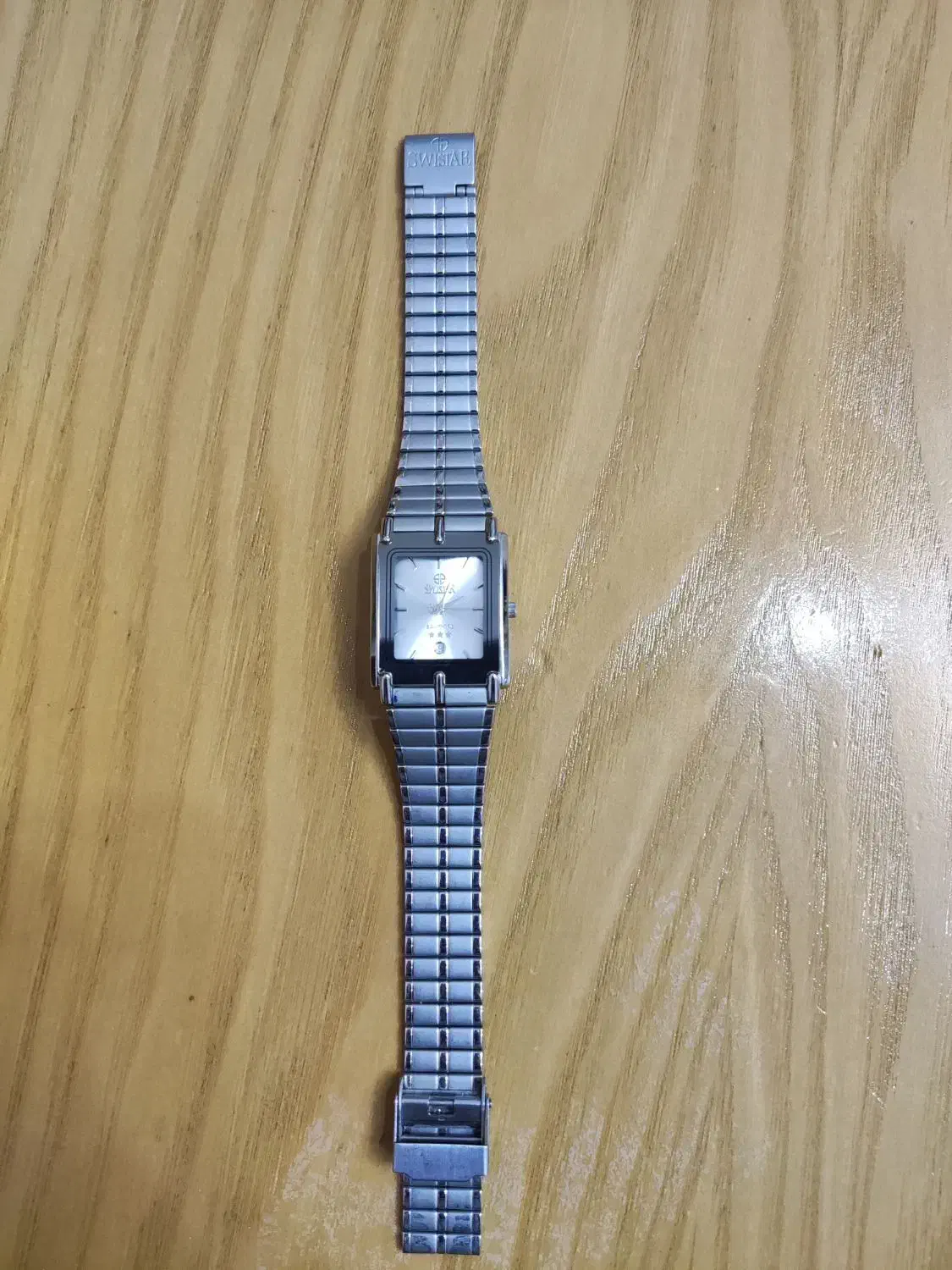 ساعت سویستار|ساعت|گلستان (تهران), |دیوار