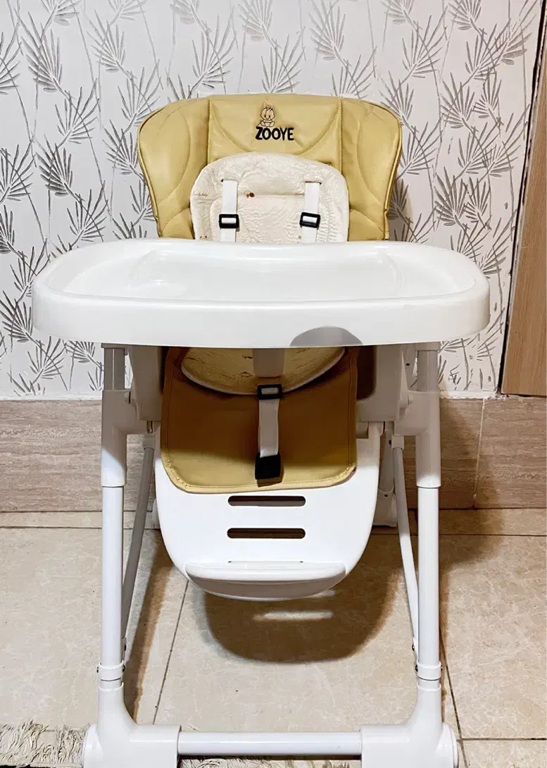 فروش فوری صندلی غذای کودک|تخت و صندلی بچه|شیراز, کوشک میدان|دیوار