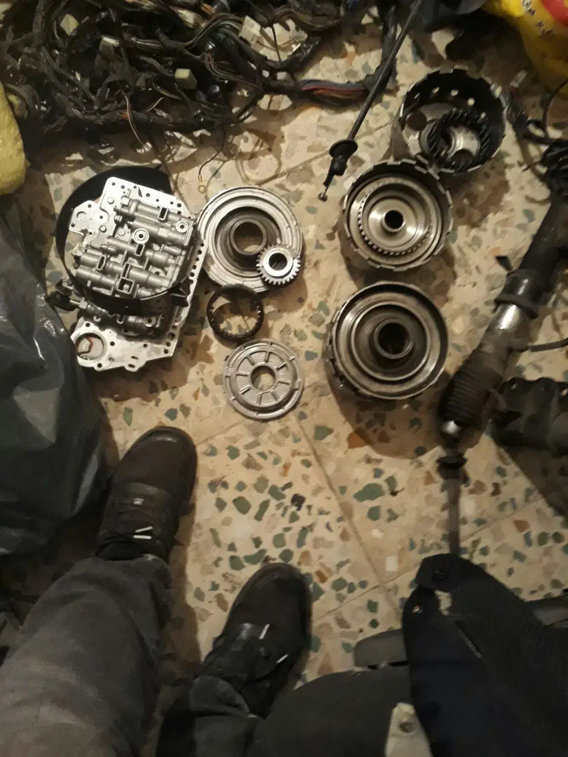 لوازم استوک پروتون ویرا|قطعات یدکی و لوازم جانبی|بروجرد, |دیوار