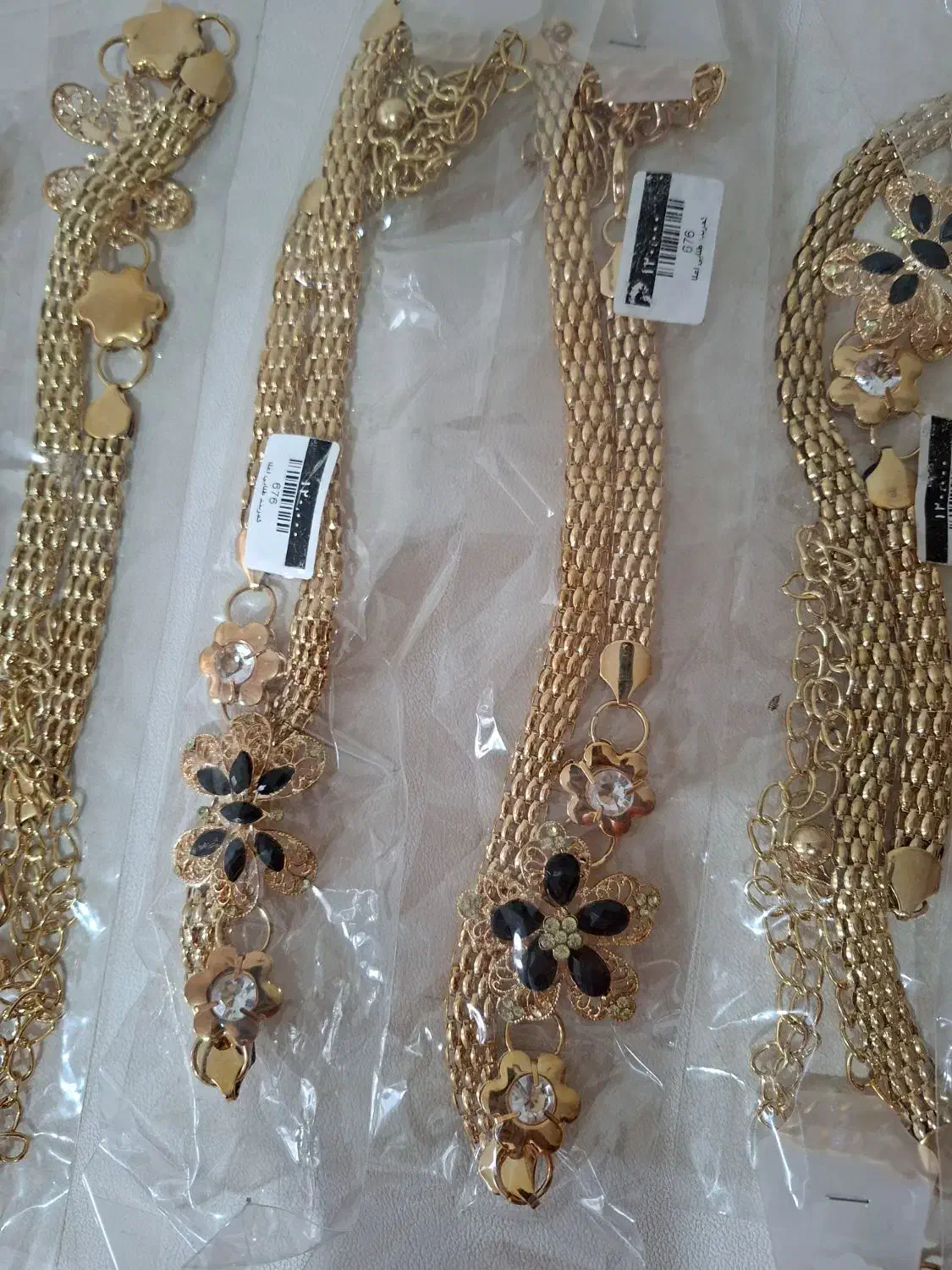 کمربند طلایی مجلسی زنانه شیک و خاص|کیف، کفش، کمربند|اصفهان, عباس‌آباد|دیوار