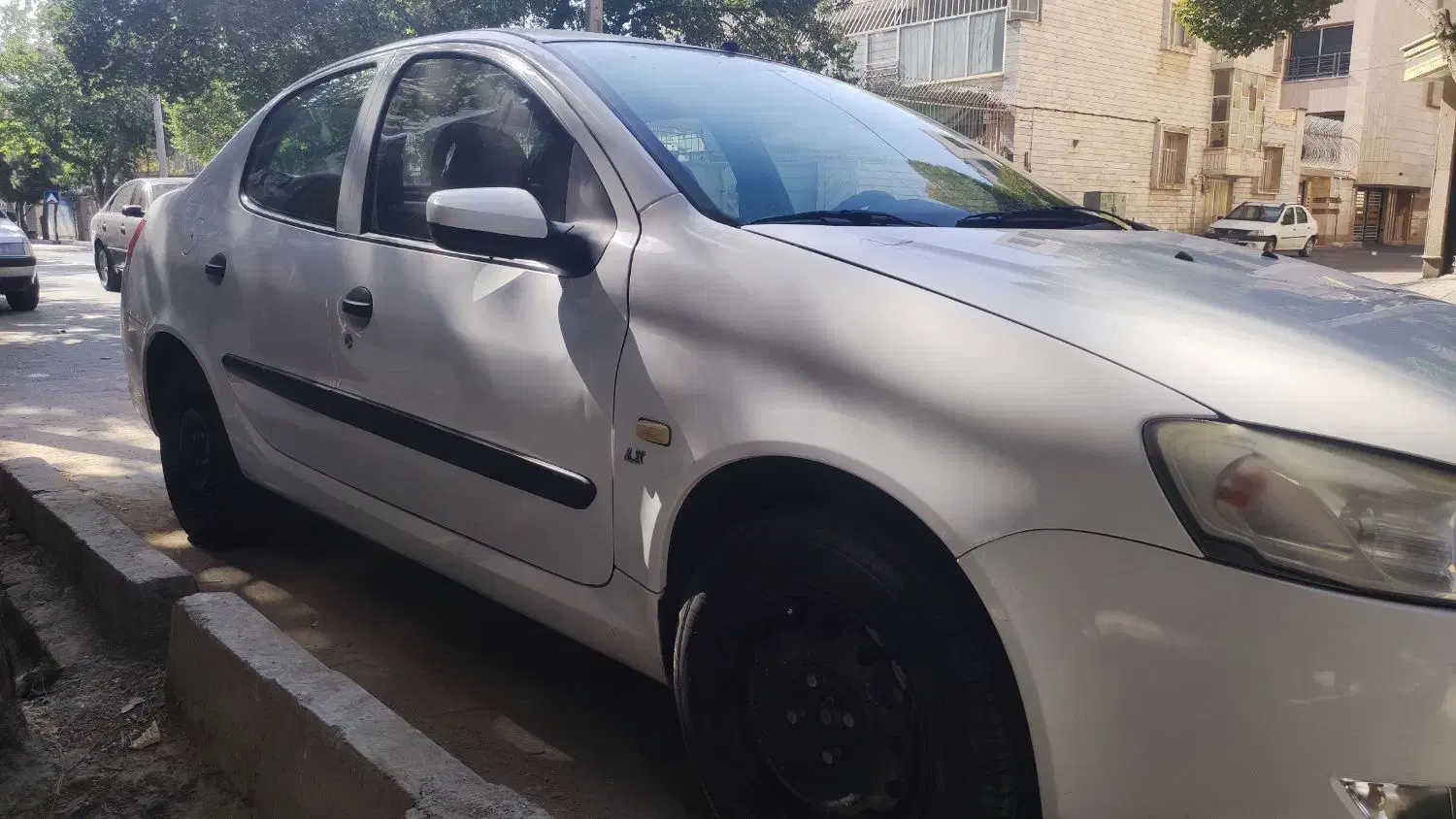 فروش رانا مدل۹۴ تمیز و خانگی|خودرو سواری و وانت|اصفهان, رسالت|دیوار