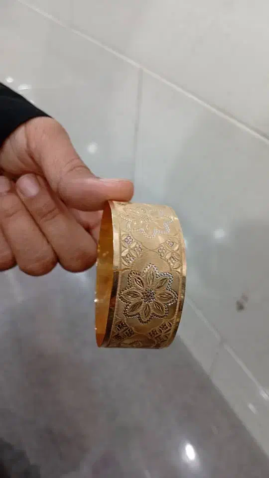 یک عدد دستبند طلا ب 12گرم و 230 سوت|جواهرات|بندرعباس, |دیوار