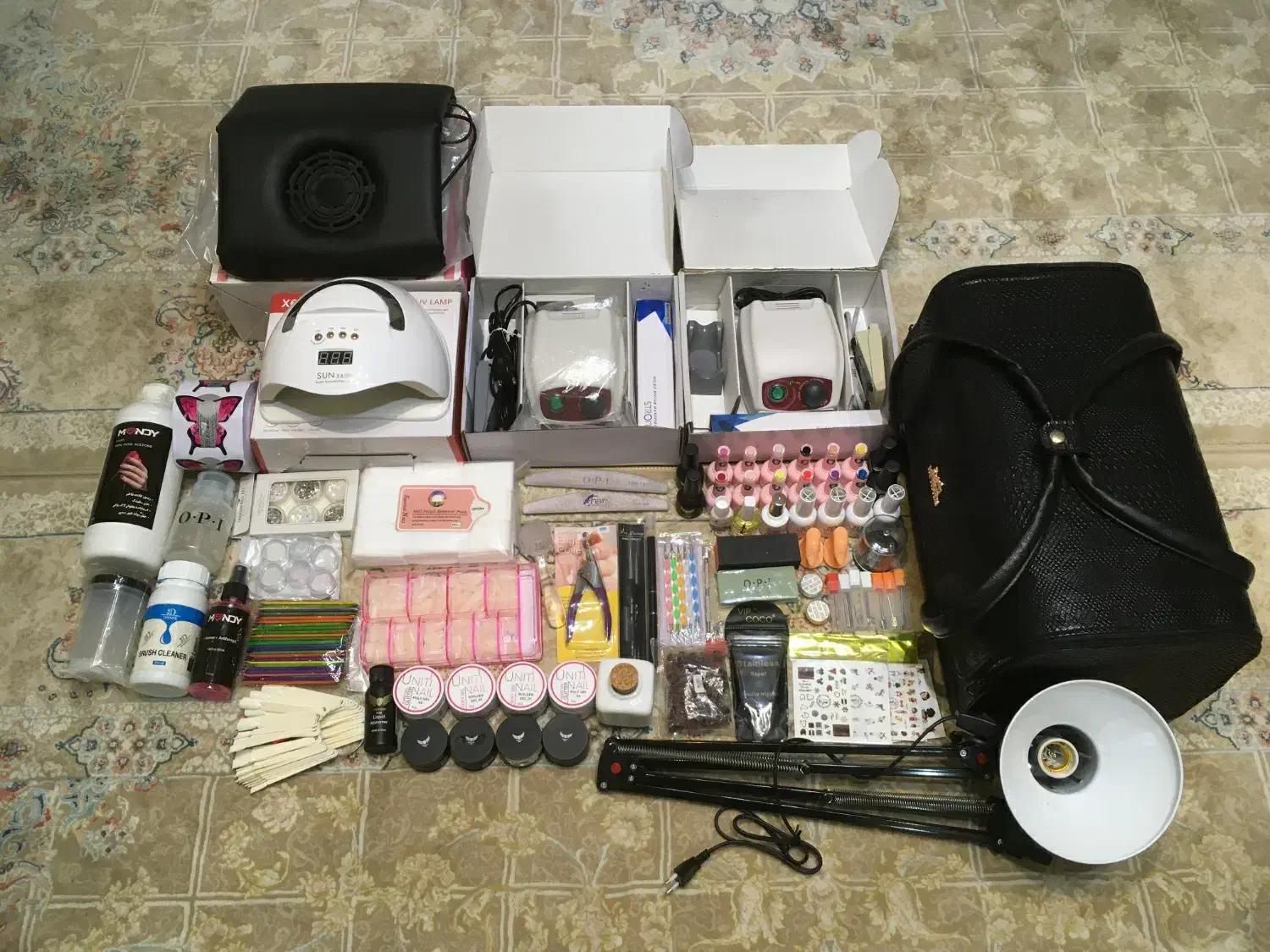 وسایل کامل کاشت ناخن|آرایشی، بهداشتی، درمانی|رشت, منظریه|دیوار