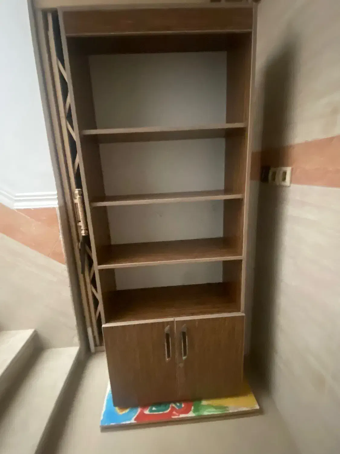 کتابخانه|کتابخانه، شلف، قفسه‌های دیواری|بندرعباس, |دیوار