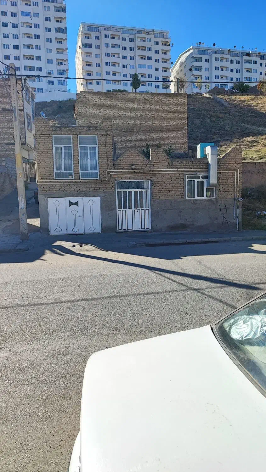 فروش خانه مسکونی به متراژ 150متر بر خیابان 14 متری|فروش خانه و ویلا|مرند, |دیوار