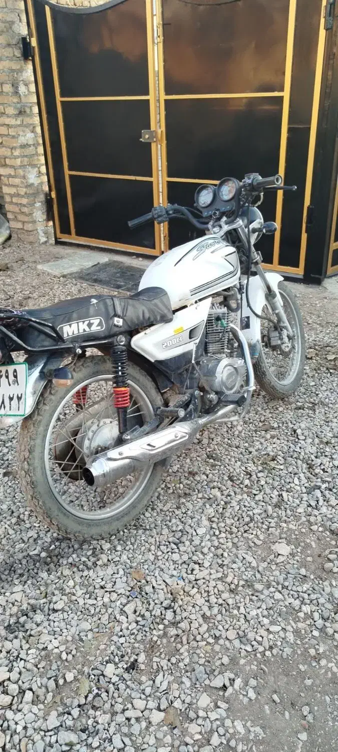 موتورسیکلت200|موتورسیکلت|نورآباد, |دیوار