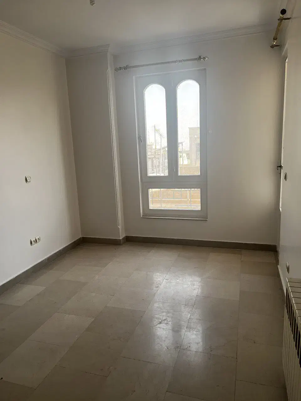 175متر سعادت آباد//تک واحدی