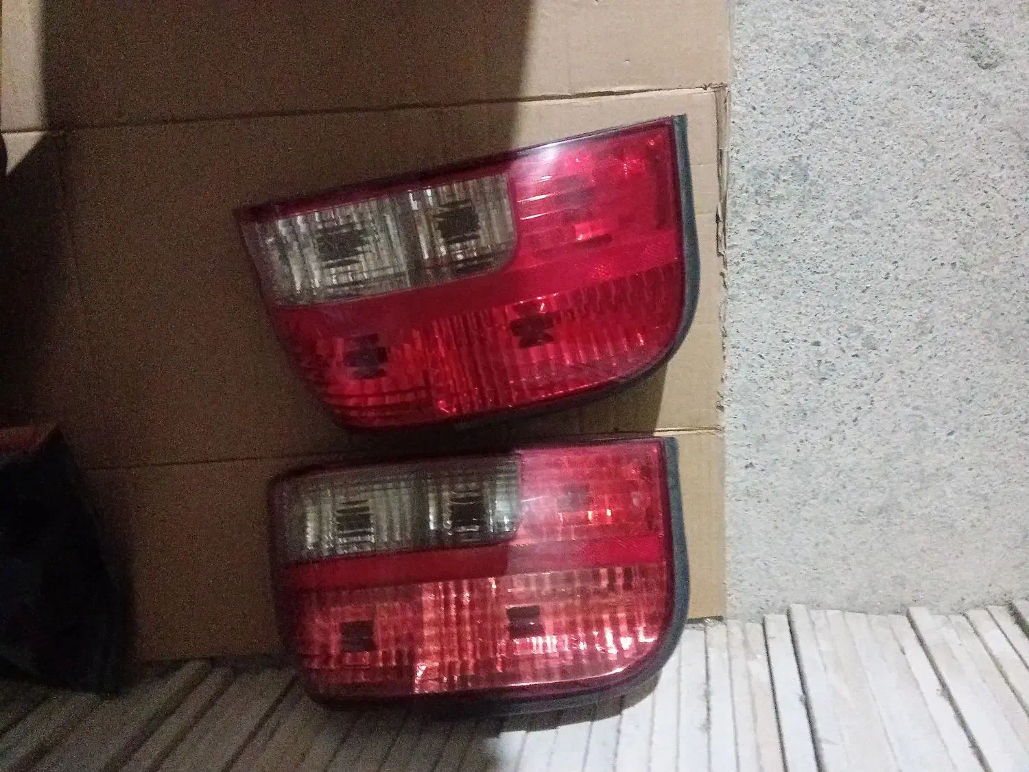 چراغ سپر و لاستیک خودرو|قطعات یدکی و لوازم جانبی|بندر ترکمن, |دیوار