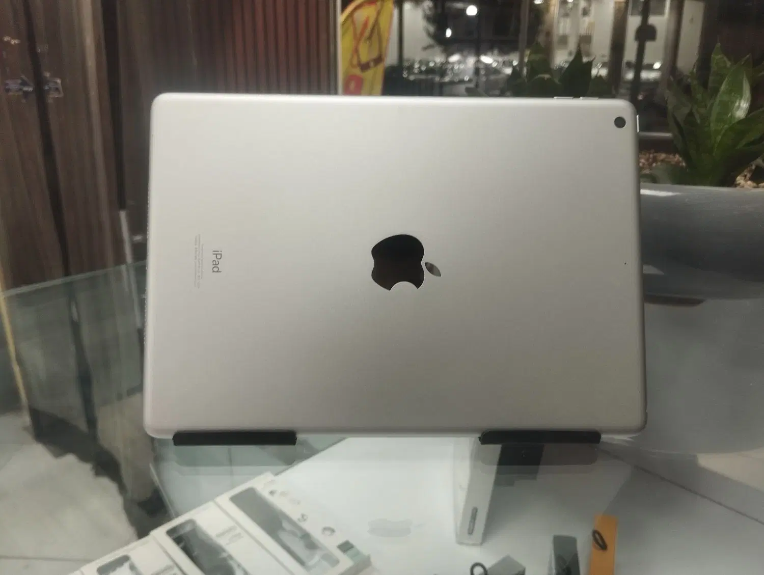 ipad آیپد|تبلت|یزد, |دیوار