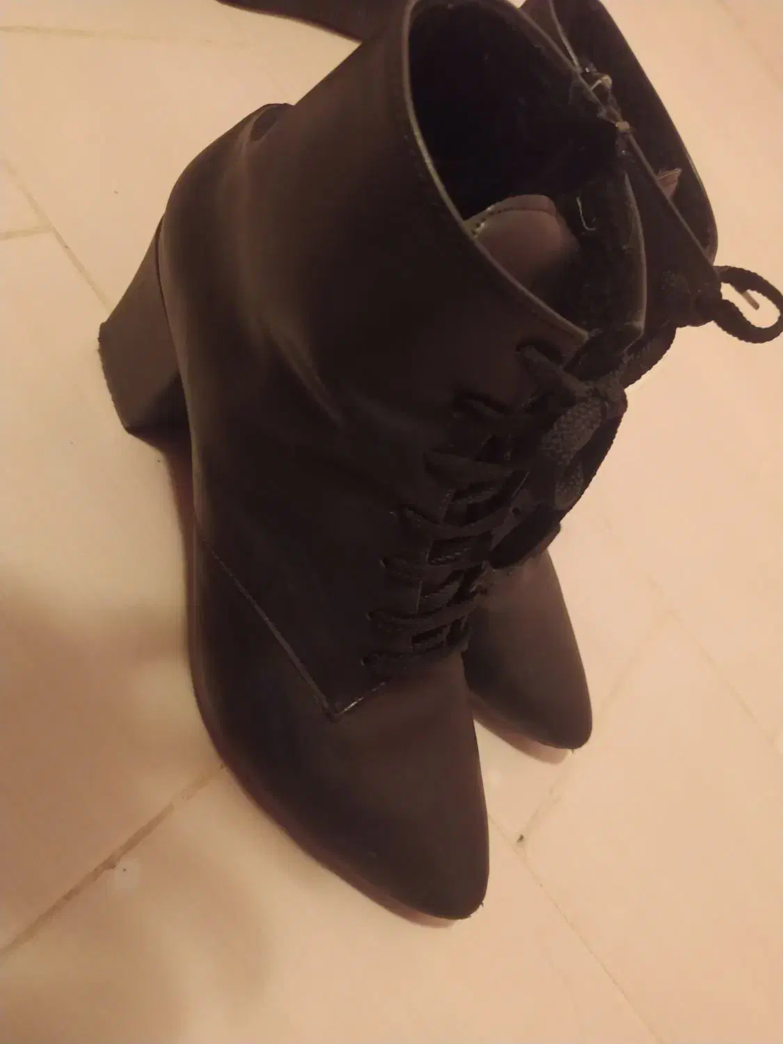 نیم بوت زنانه|کیف، کفش، کمربند|فریمان, |دیوار