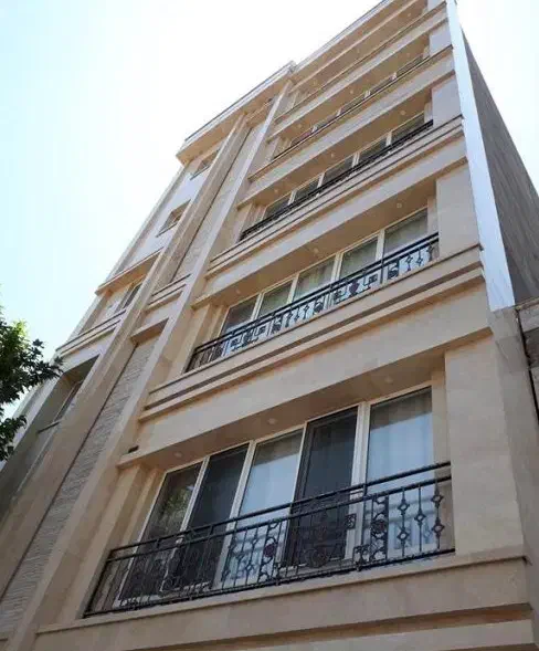 واحد ۱۵۰ متری ۳ خواب کلید نخورده شهرک صنایع|فروش آپارتمان|اراک, |دیوار