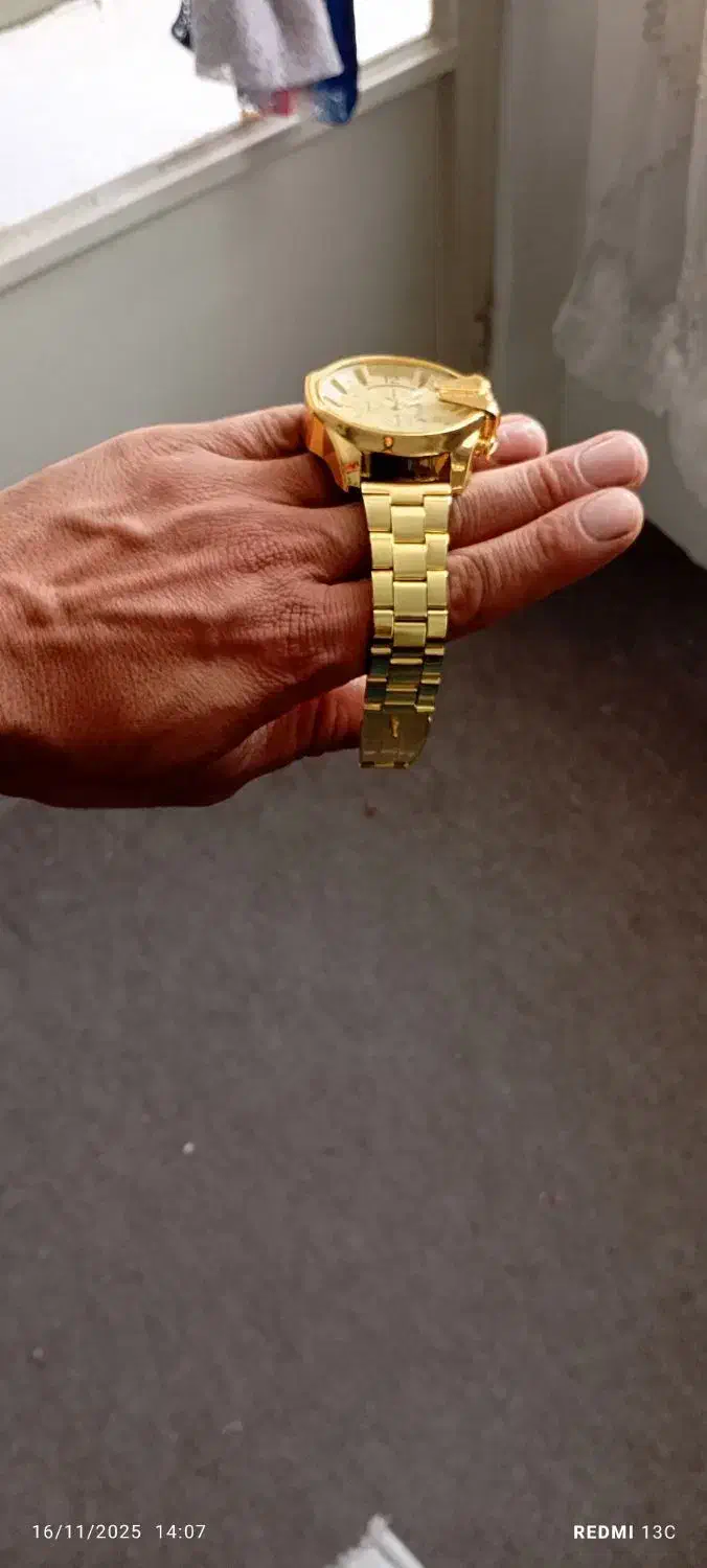 ساعت طلای نوو|ساعت|کرج, خرمدشت|دیوار