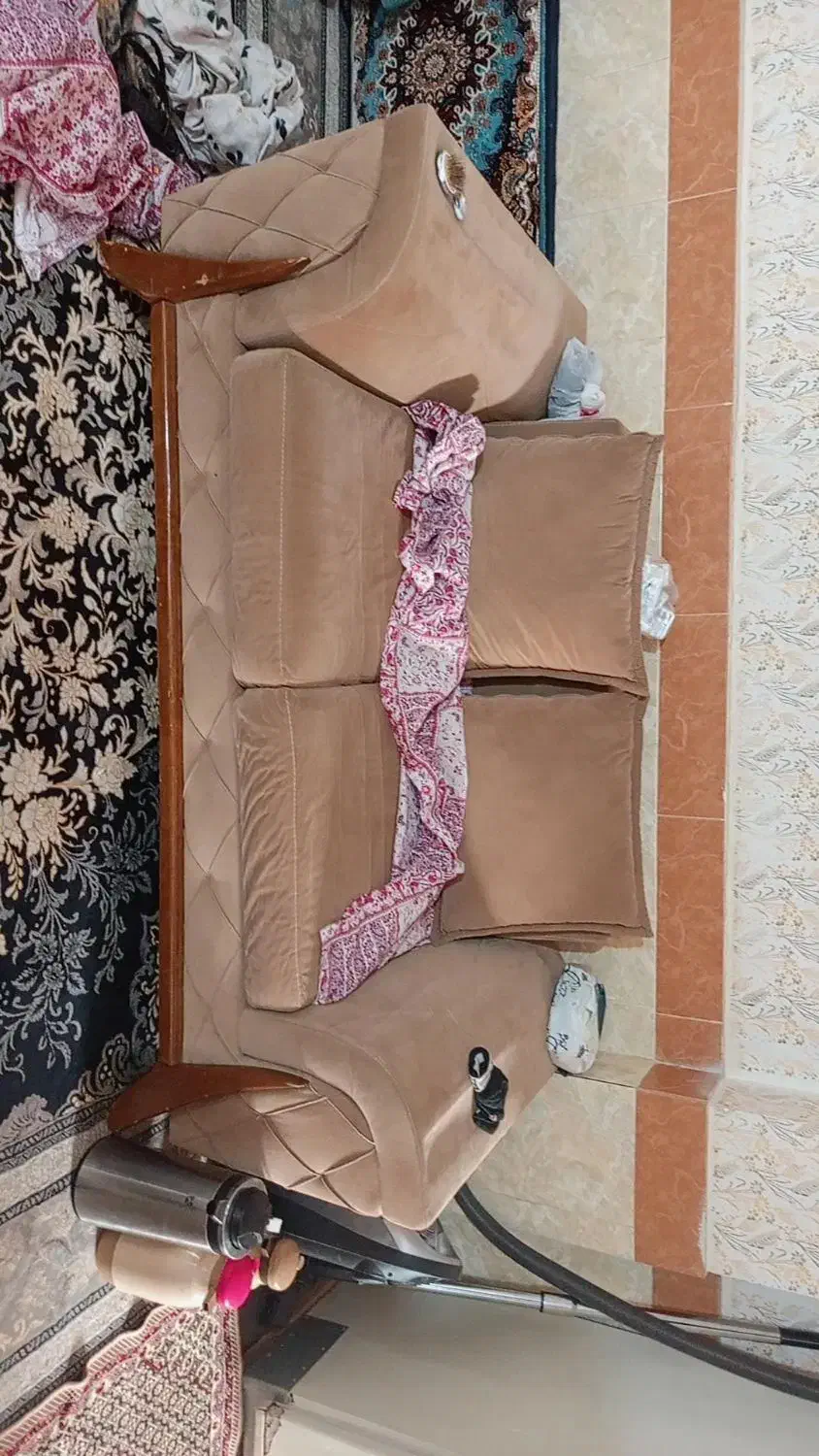 مبل هفت نفره قهوه ای|مبلمان خانگی و میز عسلی|کردکوی, |دیوار