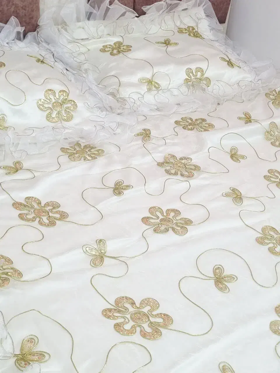 لحاف روتختی کار دست در حد نو به همراه دو روبالشتی|سرویس روتختی|یزد, |دیوار