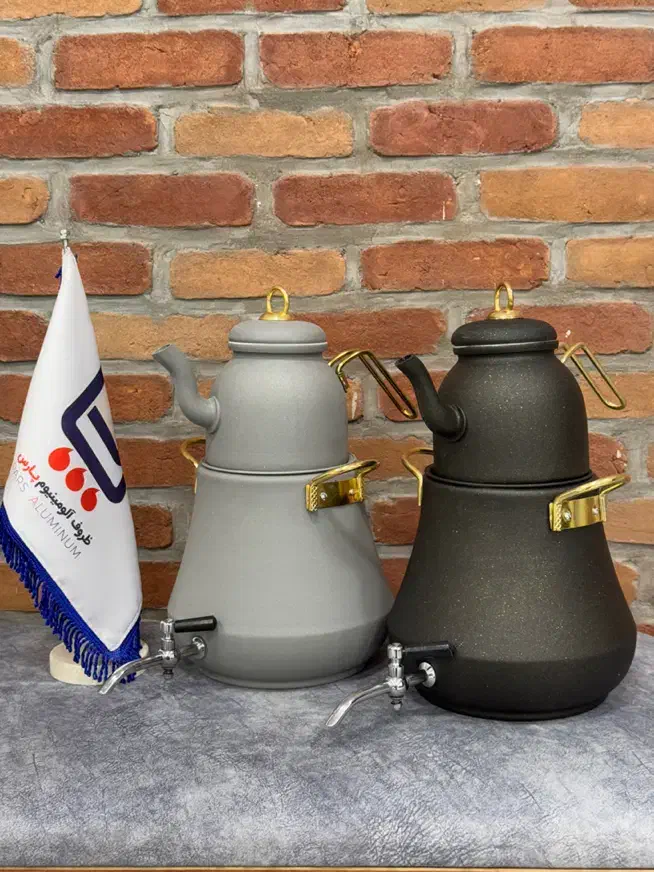 کتری و قوری کوچک و بزرگ|قوری، کتری، قهوهساز دستی|قم, خداکرم|دیوار