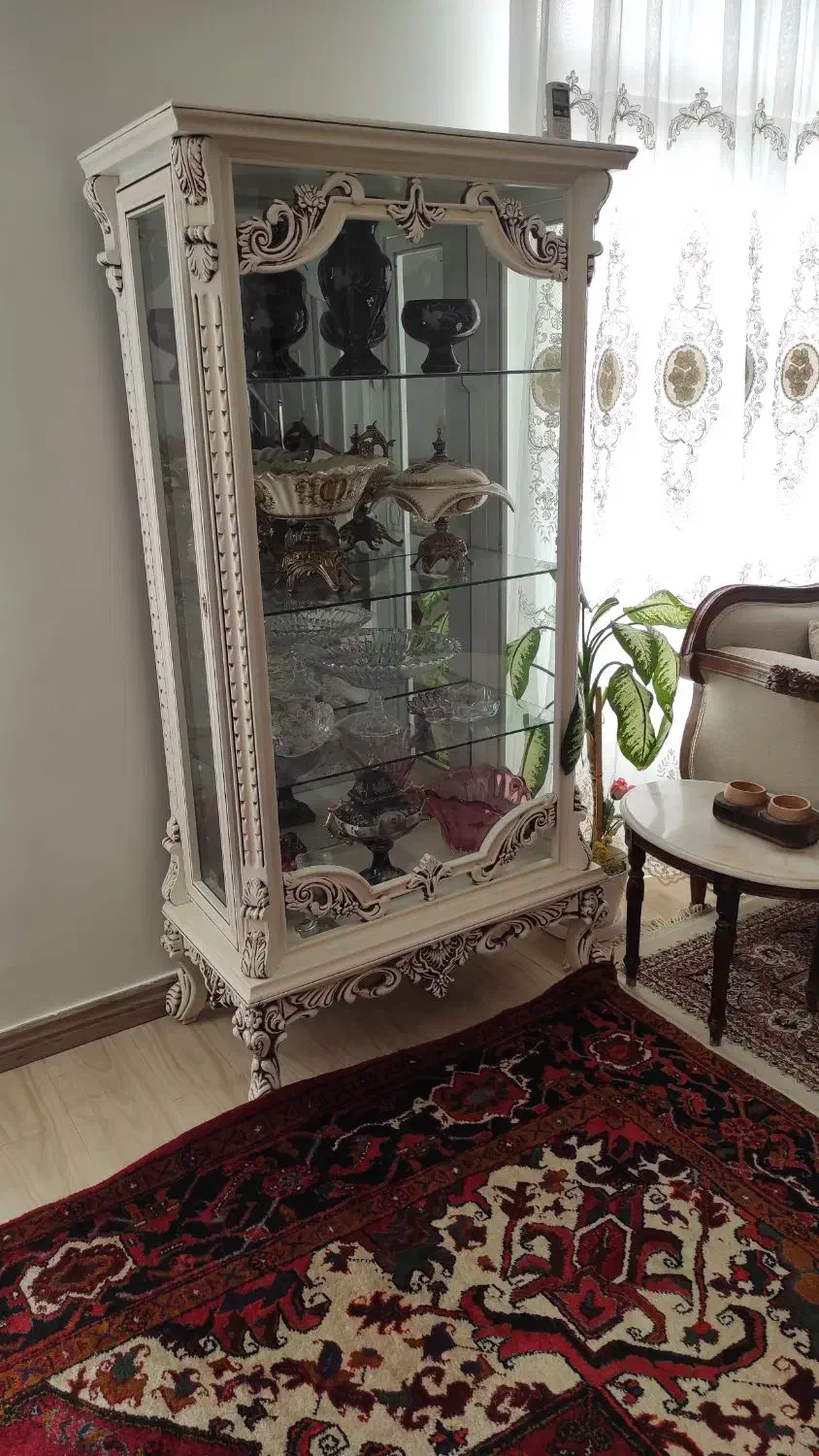 بوفه شیک در حد نو|بوفه، ویترین، کنسول|باسمنج, |دیوار