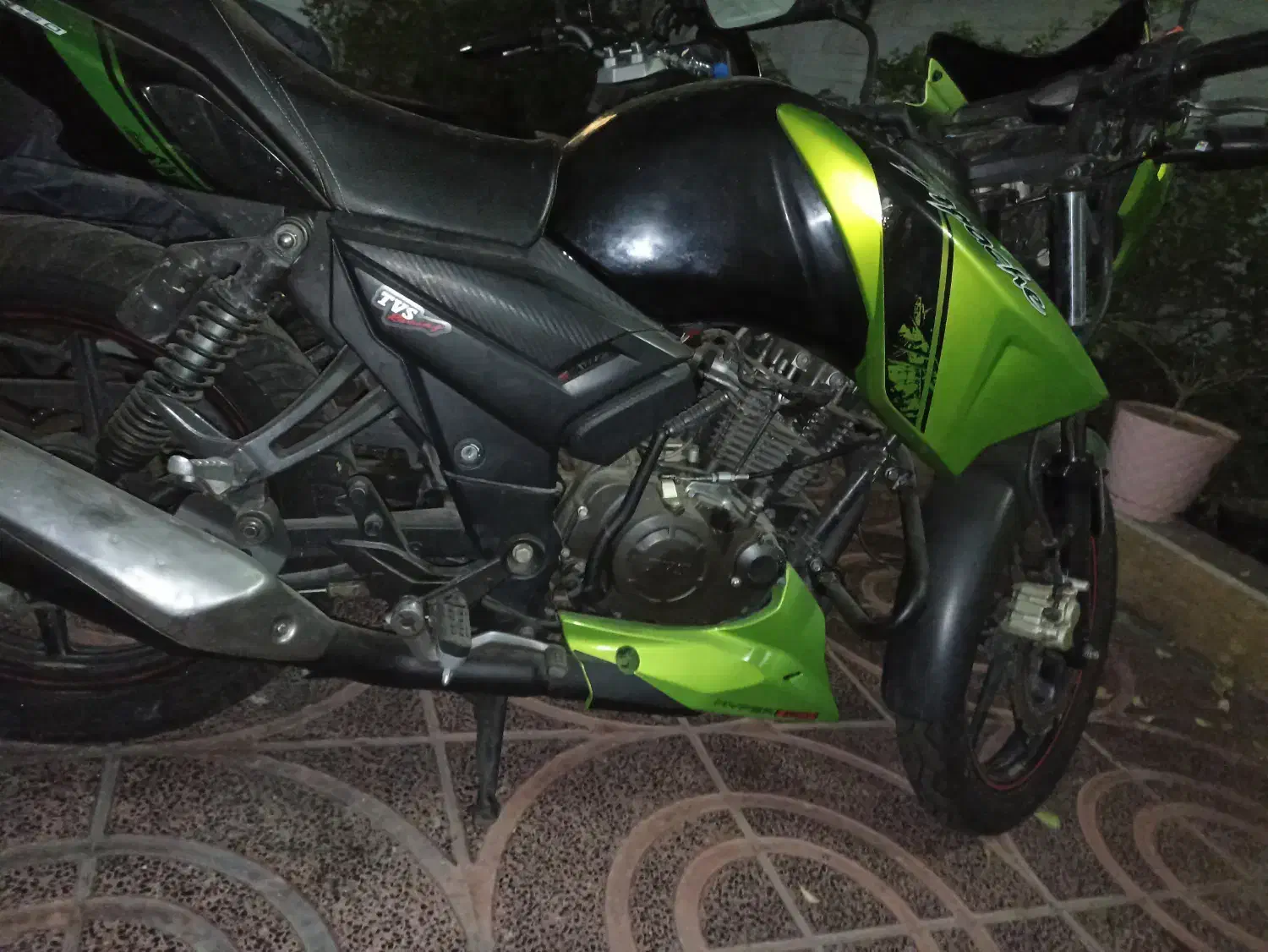 اپاچی ۱۶۰ مدل ۹۴|موتورسیکلت|تهران, نازی‌آباد|دیوار