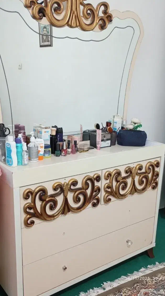 سرویس تخت خواب|تخت و سرویس خواب|دهگلان, |دیوار