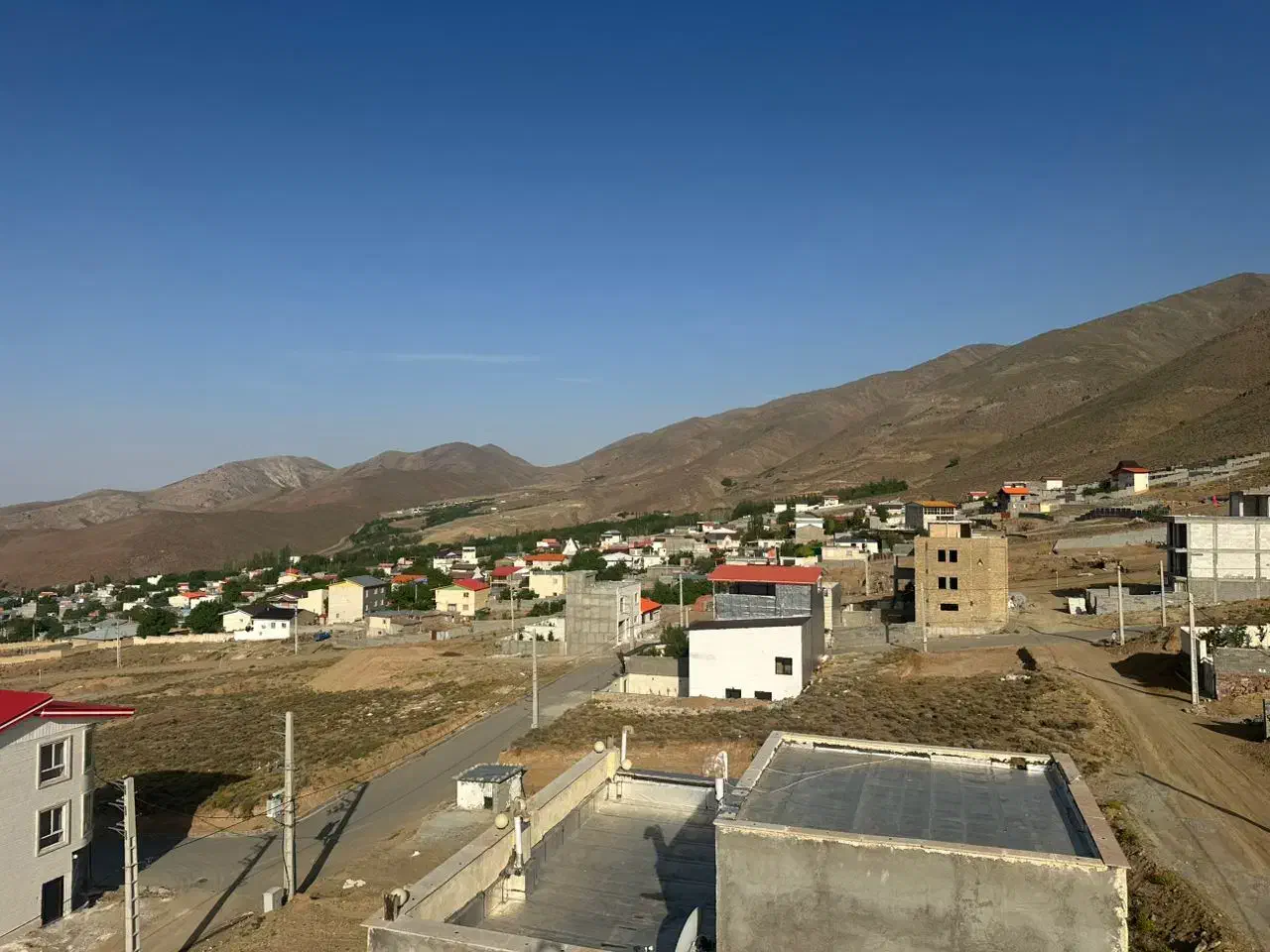 پیش فروش ۱۰۰ و ۱۱۴ و ۱۱۷ گیلاوند|پیشفروش املاک|دماوند, گیلاوند|دیوار